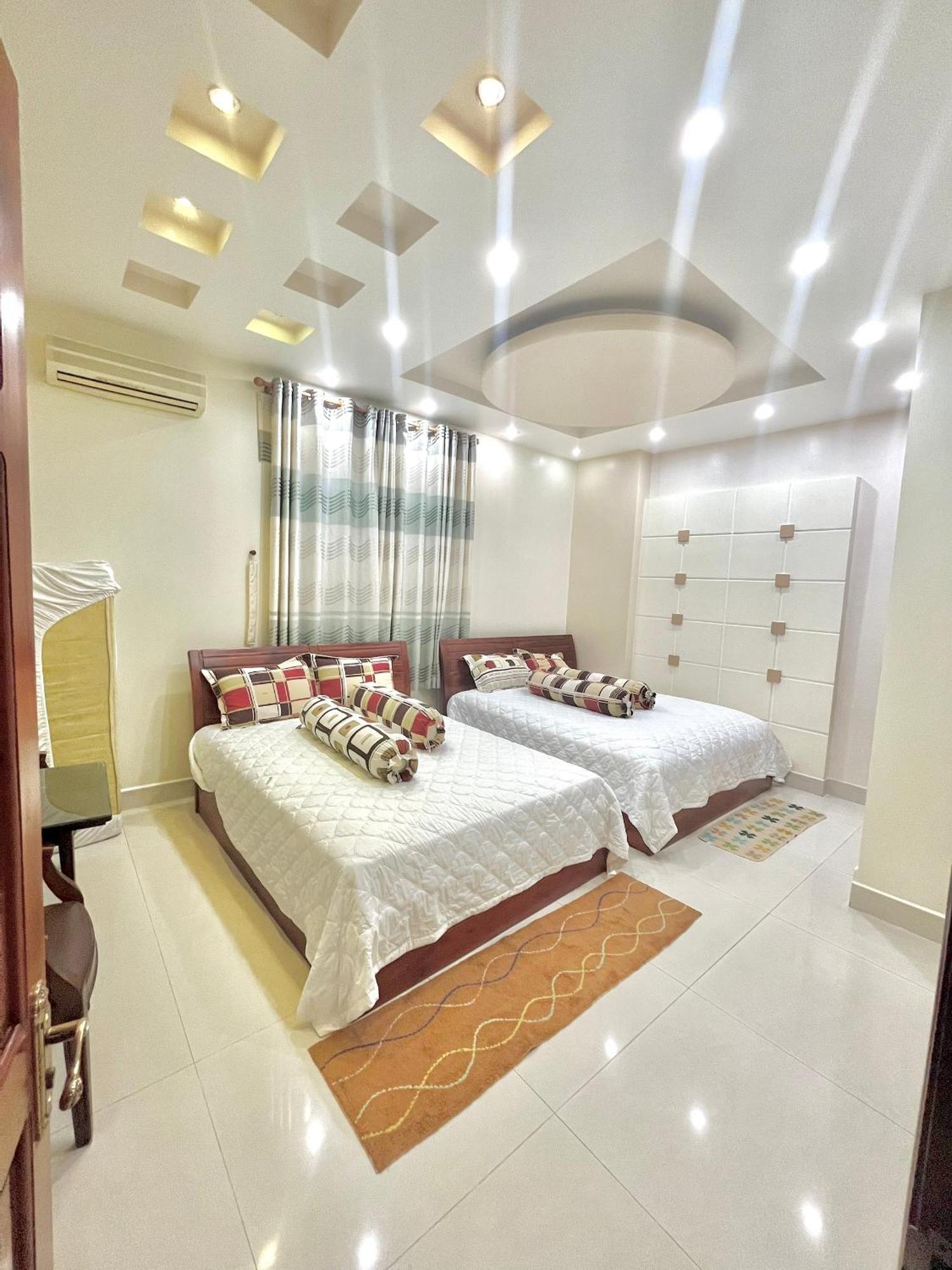 Cherry Homestay - Hoang De Motel チャウドック エクステリア 写真